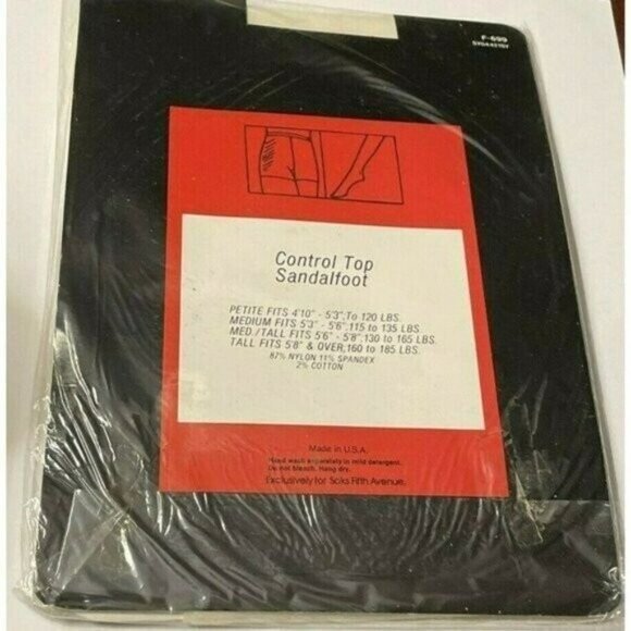 Womens Saks Fifth Avenue Vanilla Pantyhose Sz Med/Tall 37 Sheer Control New - Picture 2 of 5